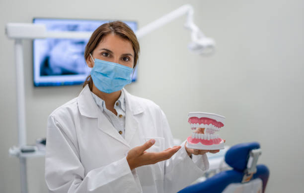 Best Emergency Dental Extractions in Pearsall, TX