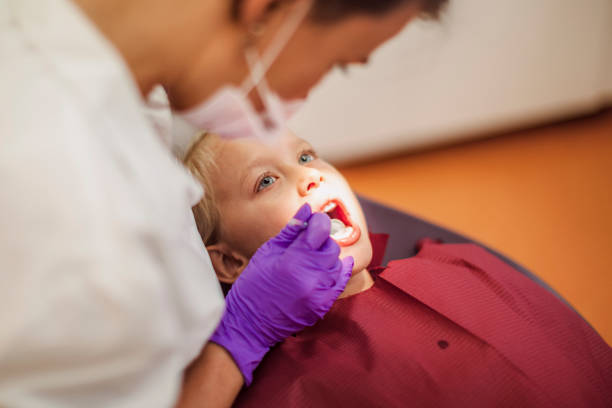Best Weekend Emergency Dentist in Pearsall, TX